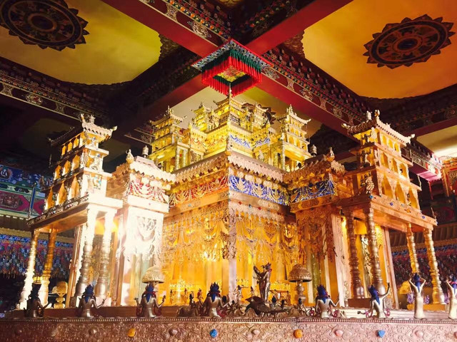 1575366351651217.jpg 香巴拉时轮坛城公园2.jpg