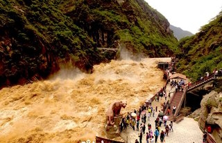 1575366555487115.jpg 虎跳峡1.jpg