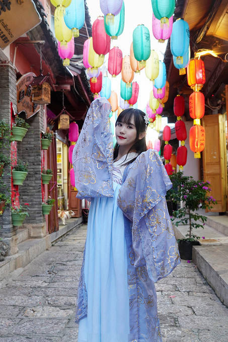 1594888263896920.jpg 61baf864f357f505fbb23b6e4653220.jpg