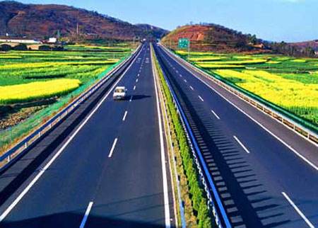 1600756911362644.jpg 昆曼.jpg