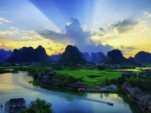 1621233636464234.jpg 遇龙河1.jpg