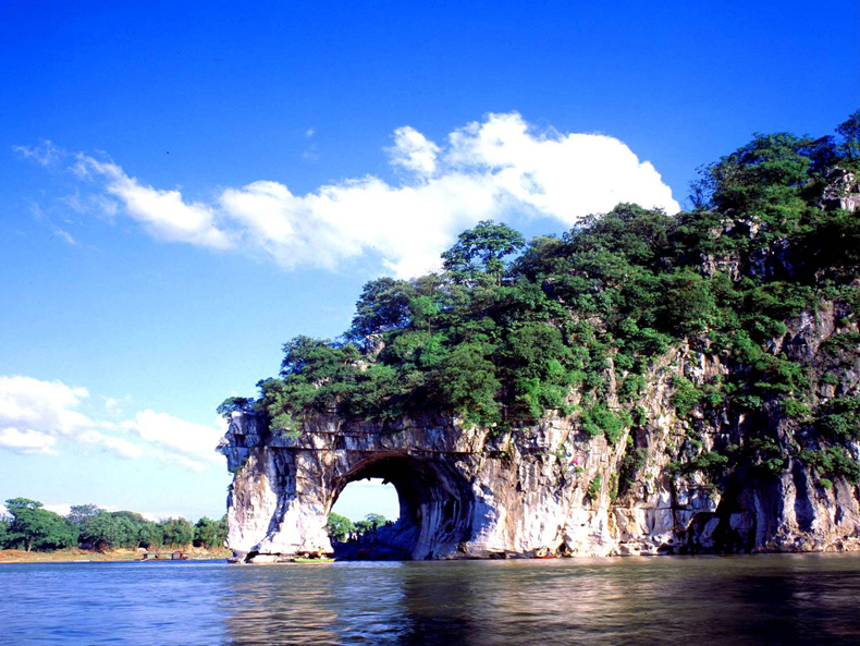 1623999515239247.jpg 象鼻山.jpg