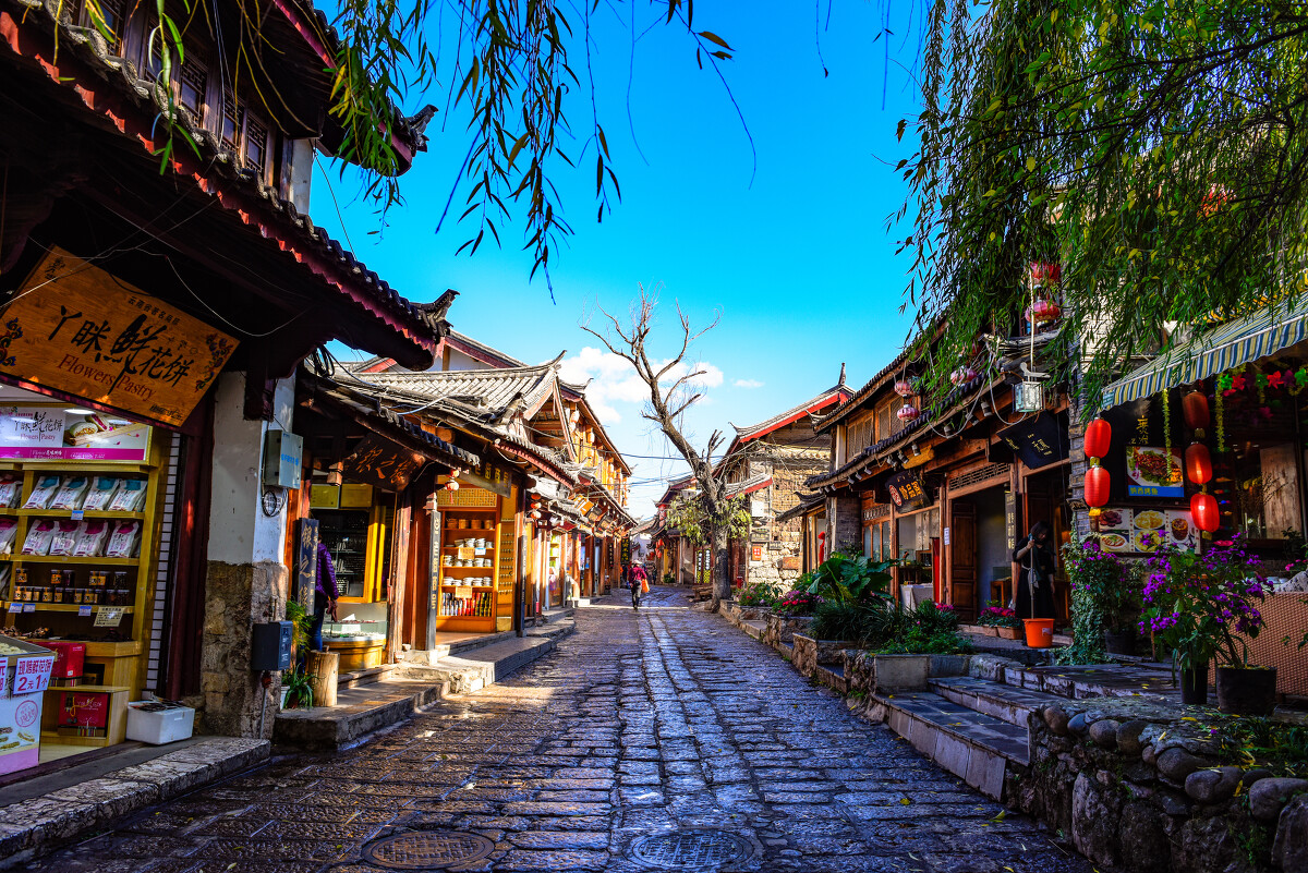 1638945879337069.jpg 束河古镇.jpg