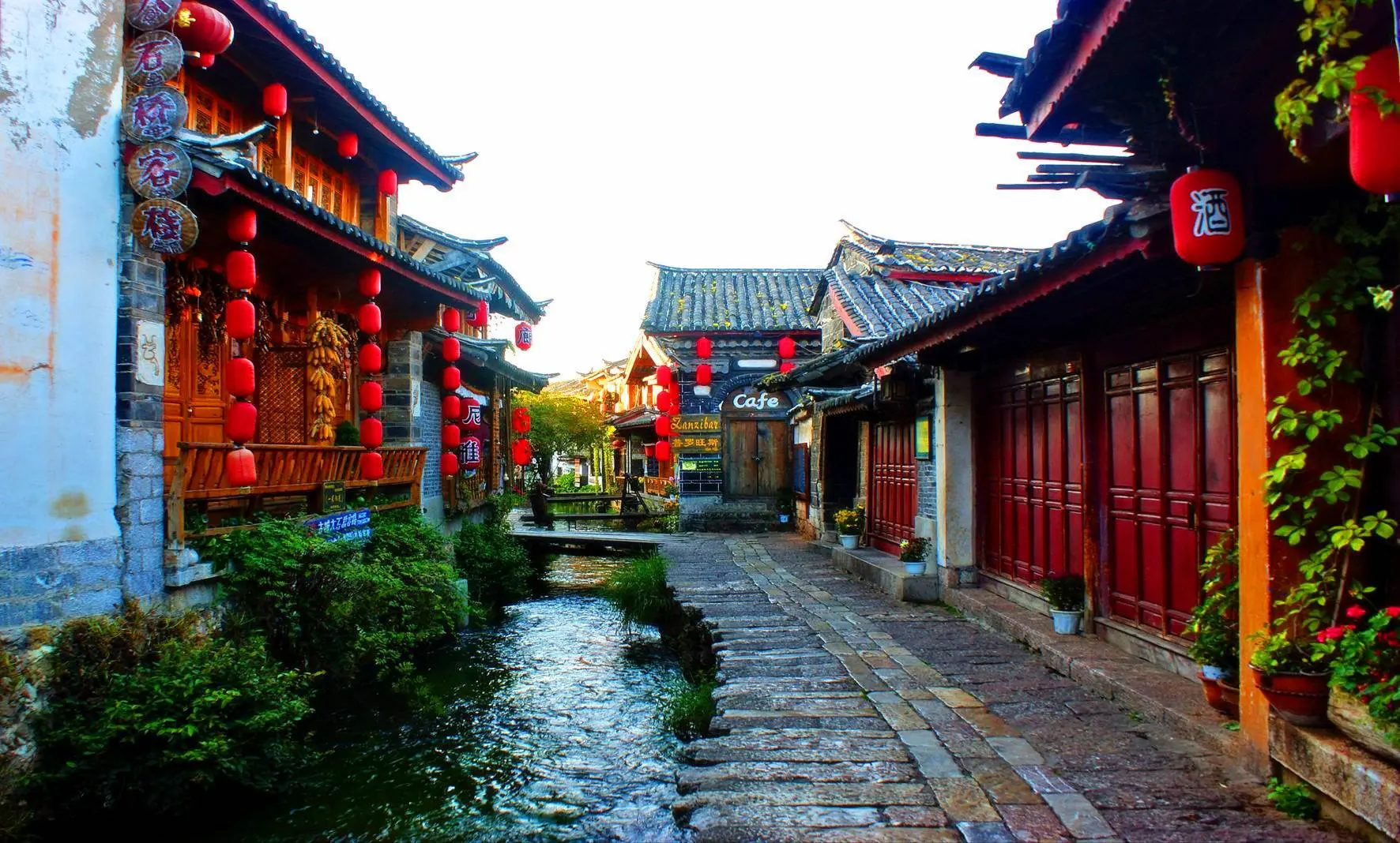 1681109255457034.jpg 束河古镇.jpg