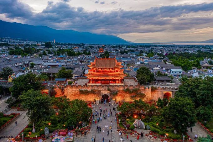 1691894393939358.jpeg 4296b1aa83b6d89650ae18bfa6d7133b_CoNF6GRI7J8JzesZAAMS1S0aBKs_imageView2%2F2%2Fw%2F680%2Fq%2F90.jpeg