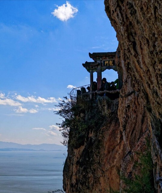 1703145409757035.jpeg 西山.JPEG